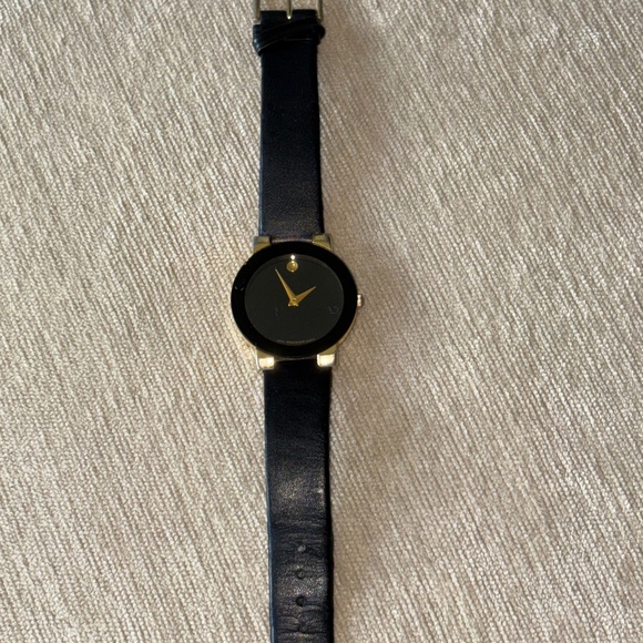 Movado | Vintage Women\'s Museum Watch 87-25-825 Gold Tone main image 7